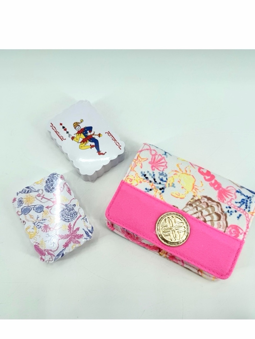 Lilly Pulitzer NEW Pink Floral Seashell Card Case with 2 decks of Lilly Cards